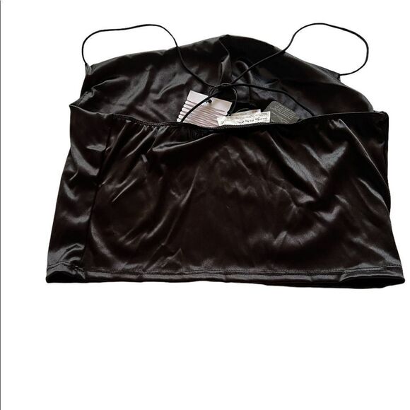 UO TOP  - Picture 3 of 10